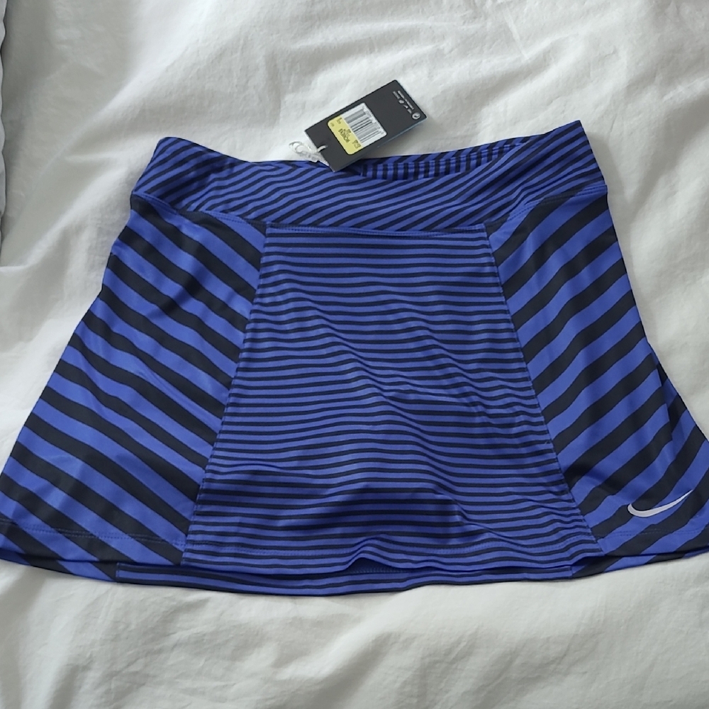 NWT Nike DRYFIT Black and Blue Striped golf skirt, Small